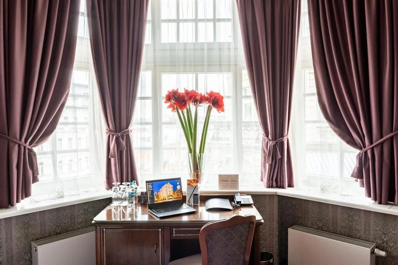 Hotel Atlas Deluxe Lviv
