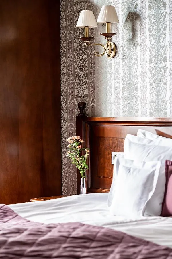 Hotel Atlas Deluxe Lviv 4*,  Ukraine